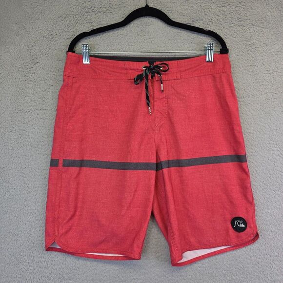 Quiksilver Board Shorts‎ Mens 34 Red Adjustable Waist Stretch Beach Swim Surfing - Picture 1 of 13